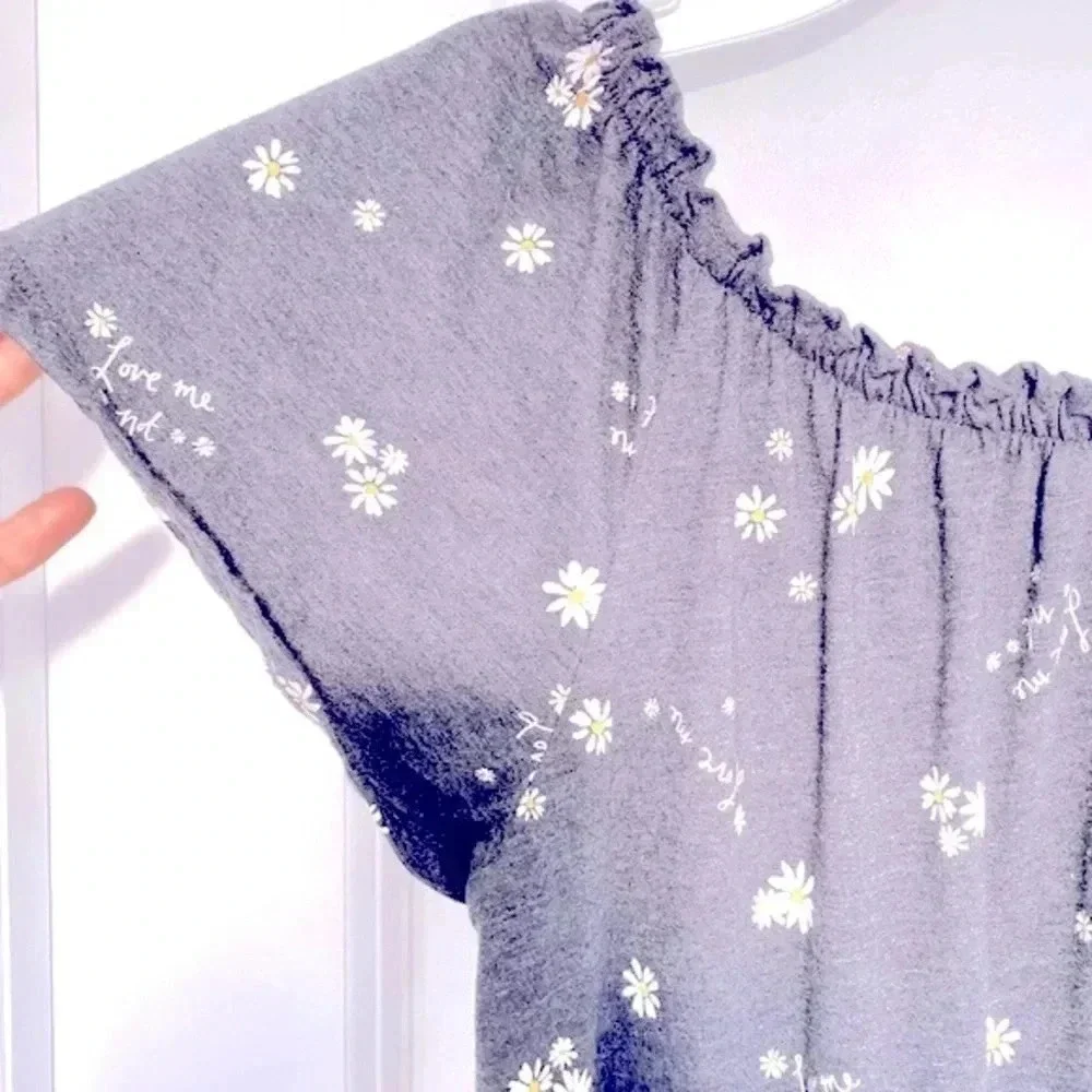 Old Navy Girl’s Size 12 Charcoal Gray Daisy Romper